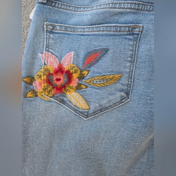 NWT Free People Driftwood Farrah Flare Leg Embroidered Jeans - Picture 8 of 8